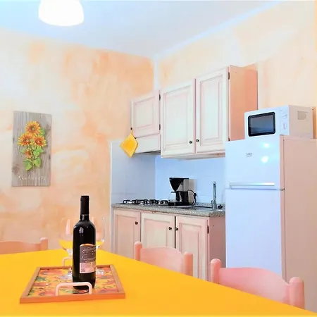 Ferienhaus Casa Sole - Villaggio Galanu Li Valcaggi Esterno foto